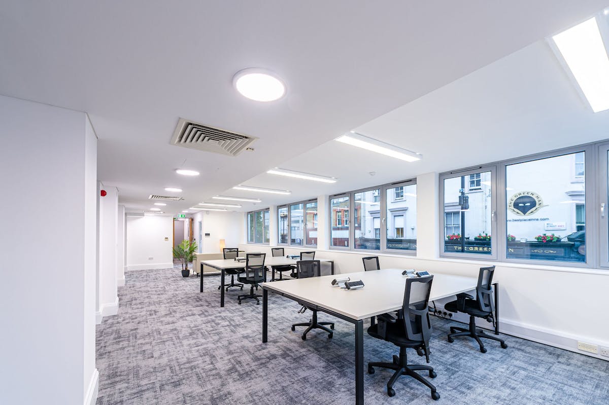 908e4c8279a07f92bcb6625b71748db8-mj-associates-1-bell-street-82.jpg