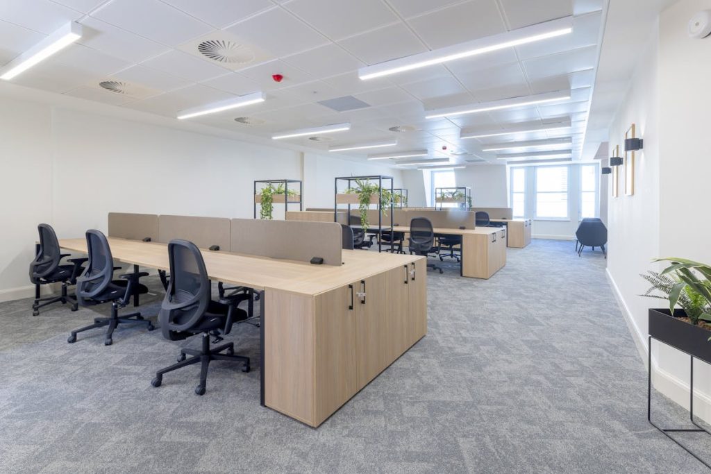 274151d228536898b3f1ec2ccff10e8d-ret-t3a4129-070425-scd-65-leadenhall-street-peter-landers-photography-large-1024x683.jpg