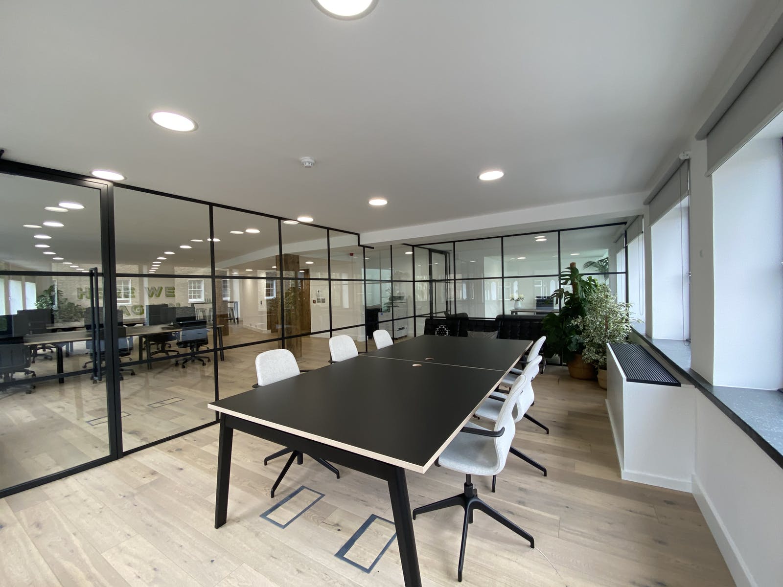 6a462f8a485588b48249d1f7_Boardroom (1).jpg